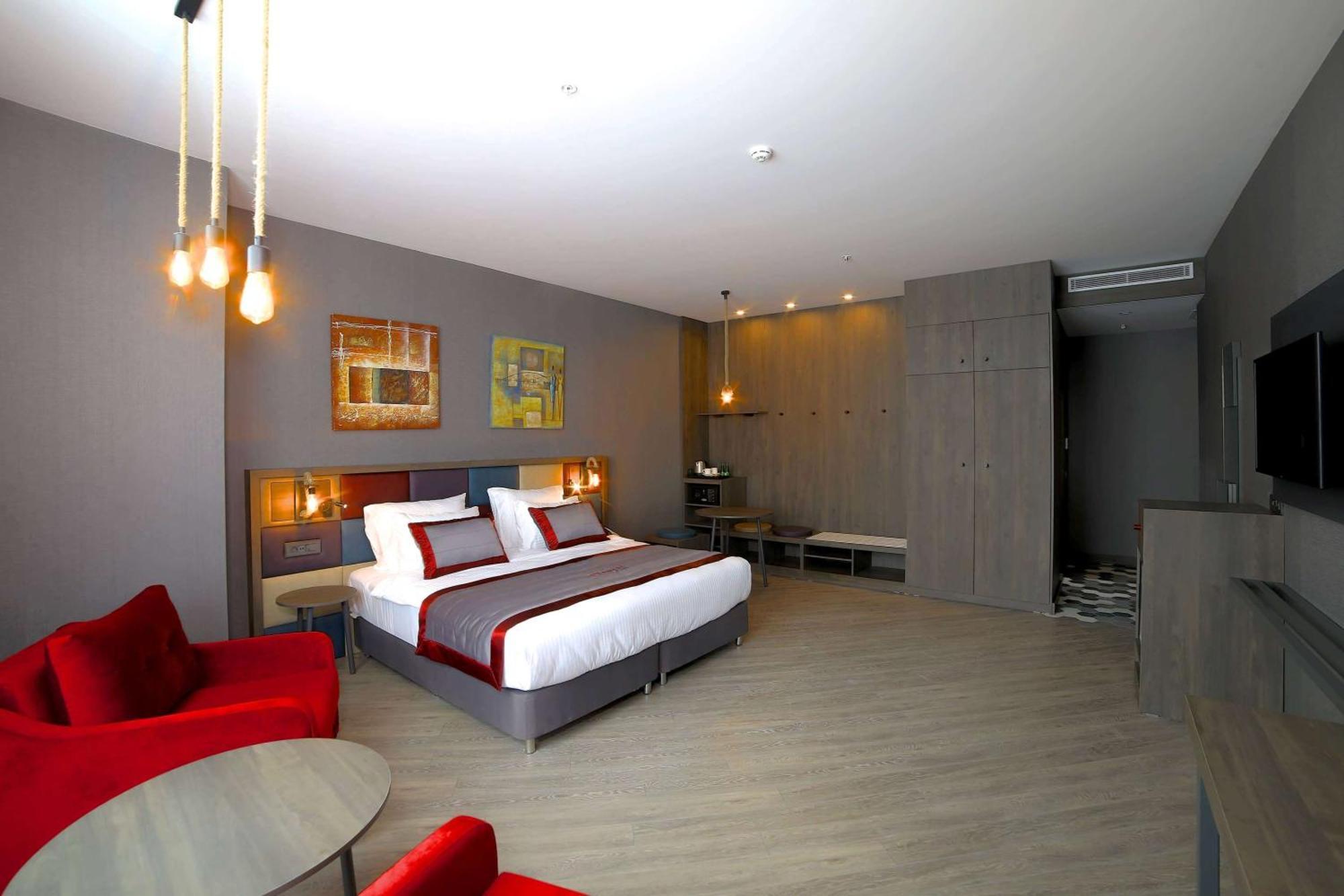 Ramada Encore By Wyndham Istanbul Avcilar — Fotos 1