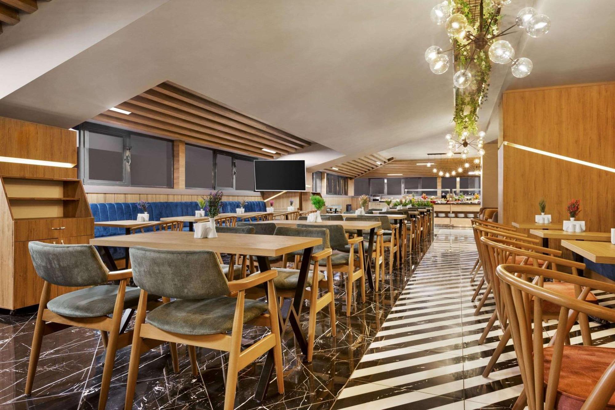 Ramada Encore By Wyndham Istanbul Avcilar — Fotos 2
